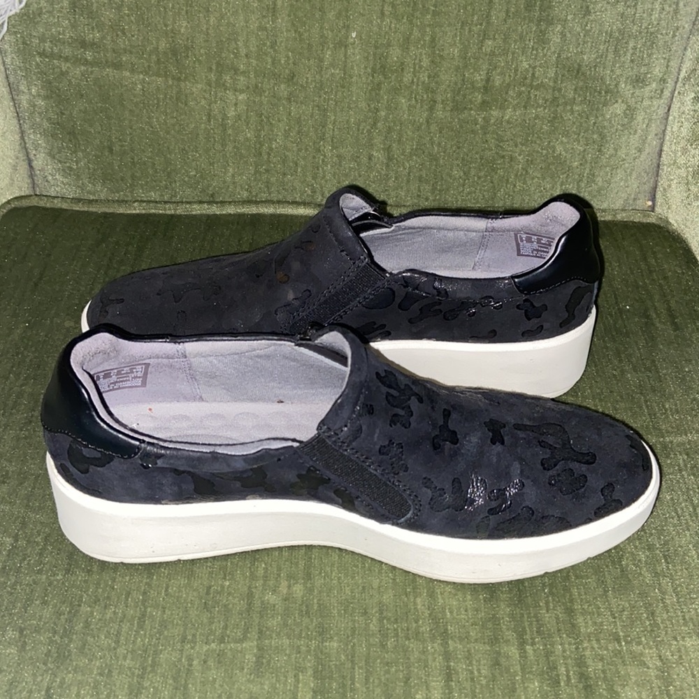 Clarks Layton Step slip-on shoes - Picture 4 of 9